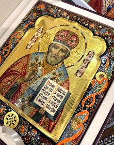 Рукописная икона Николай Чудотворец с херувимами №142 